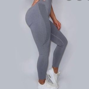 NVGTN gray contour seamless leggings size XS